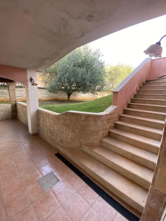 Villa Francesca โปเรช ภายนอก รูปภาพ